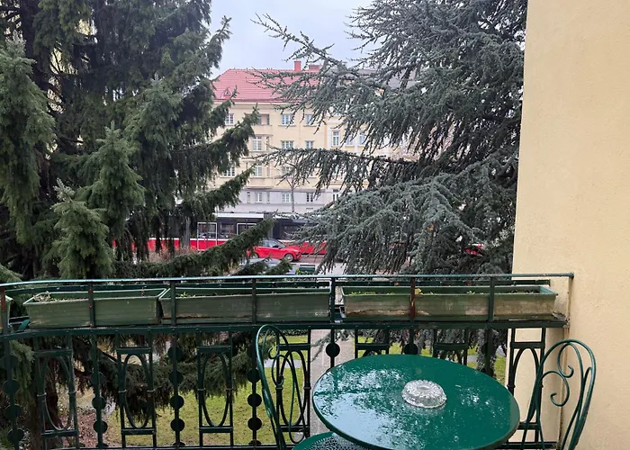 Jaeger Hotel