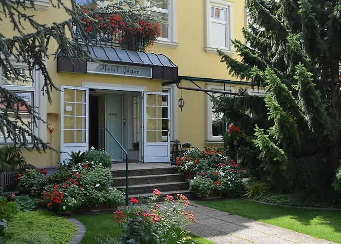 Jaeger Hotel